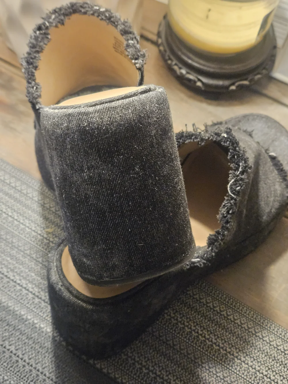WILD PAIR WOMENS FUNKY PLATFORM SLIDES.BLK/GREY/BLUE DENIM W/ FRAYED EDGES.